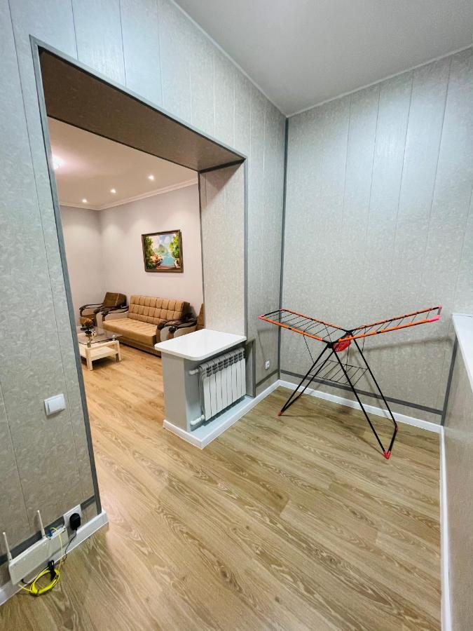 טשקנט Amir Temur Apartment In Center After Renovation מראה חיצוני תמונה