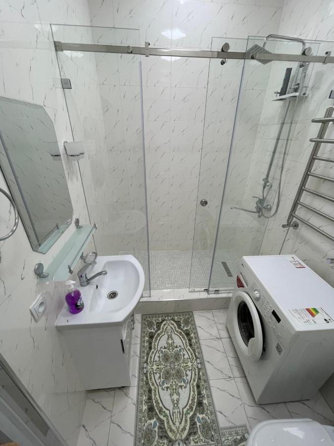 טשקנט Amir Temur Apartment In Center After Renovation מראה חיצוני תמונה